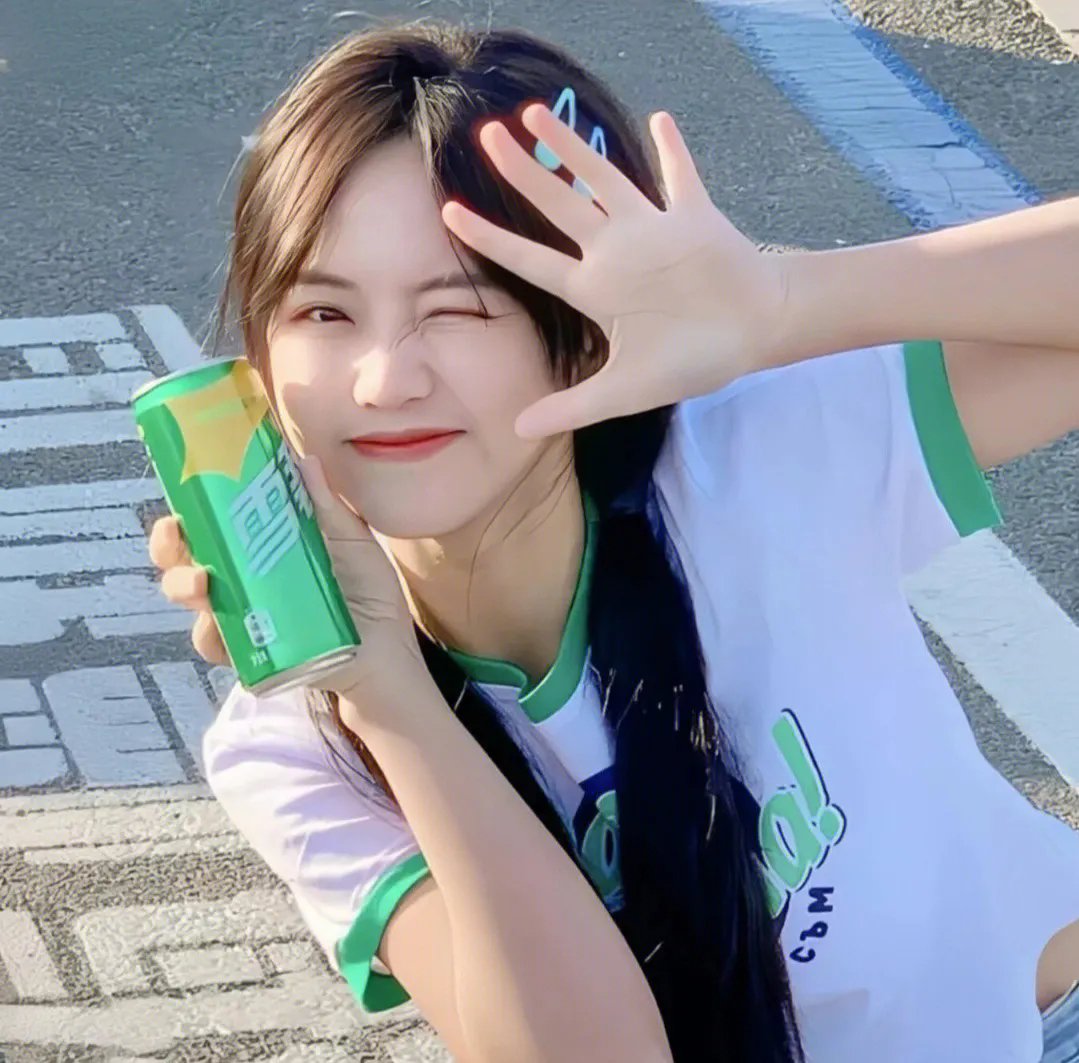 好女三头瞒